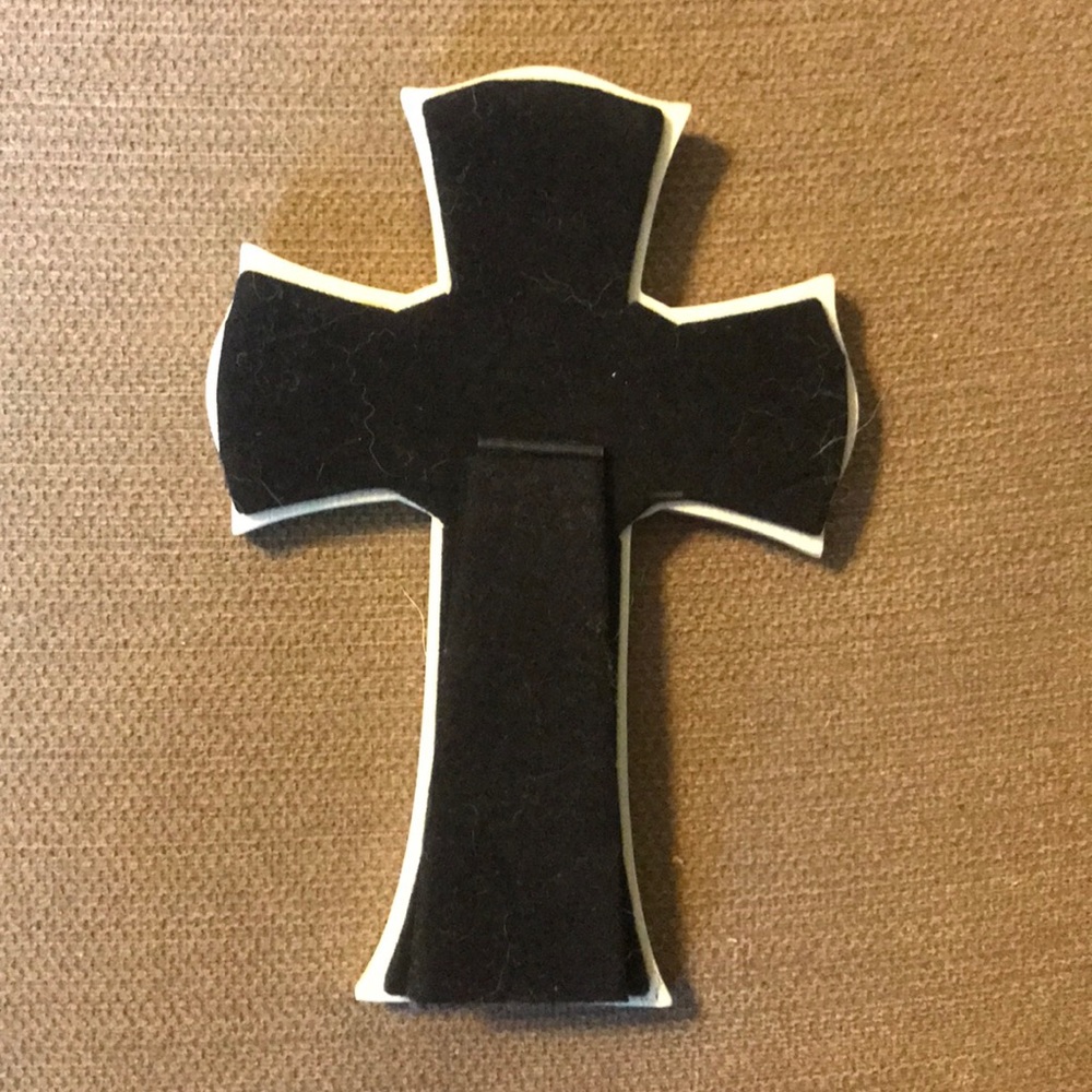 “My Strength” Cross - Picture 2 of 6